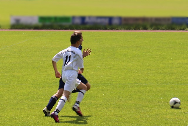 传闻：曼联、罗马和斯图加特也在关注18岁昂热前锋谢里夫